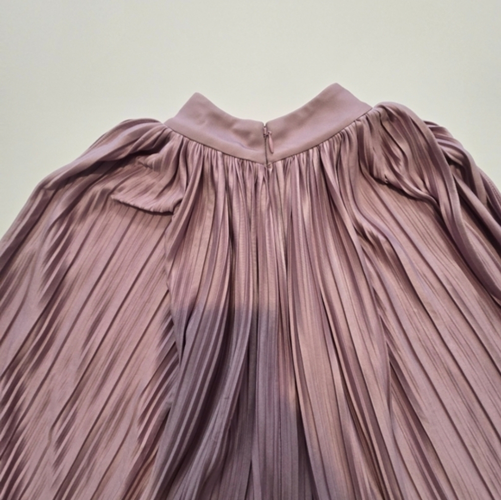 Atlein Mauve Plisse Top In Pink Turtleneck Sleeveless Size 4 - Picture 7 of 12